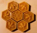 Čistý včelí vosk 6 uholník 45 g